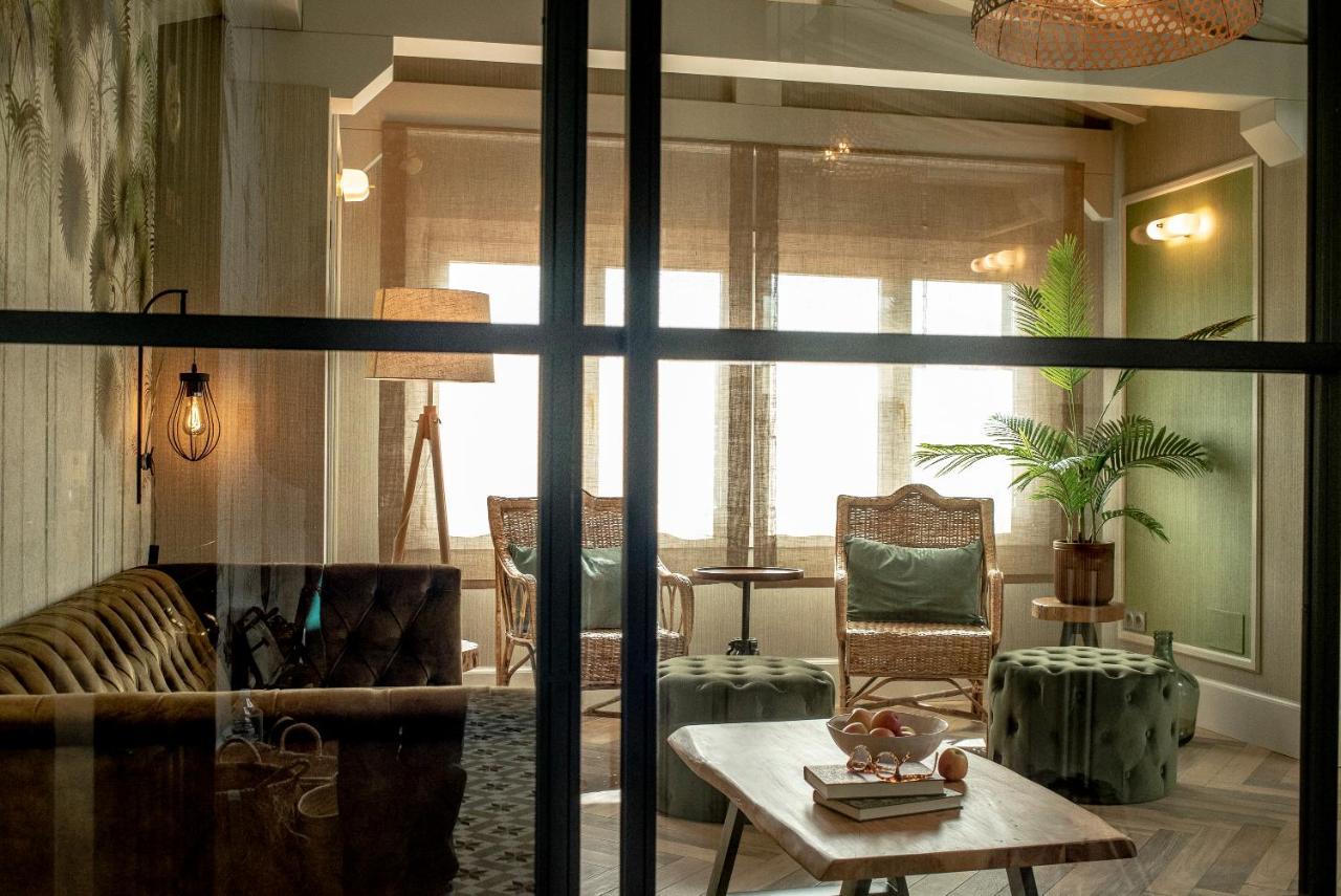 Apartamentos Boutique Fuente Real コミージャス エクステリア 写真