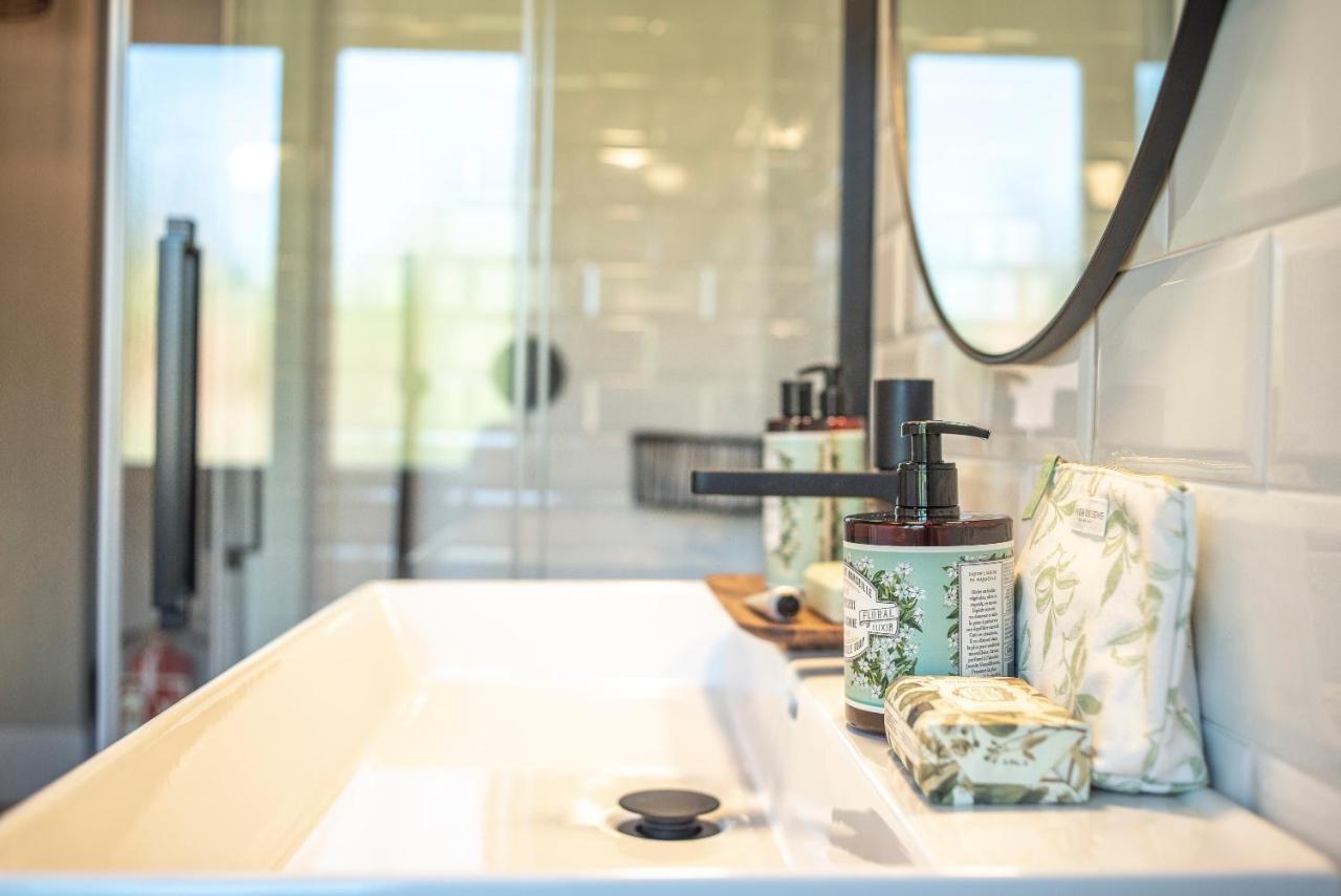 Apartamentos Boutique Fuente Real コミージャス エクステリア 写真